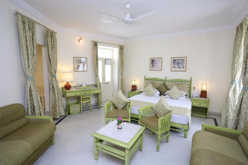 Garden Hotel - Heritage By Hrh Group Of Hotels Udaipur Ruang foto