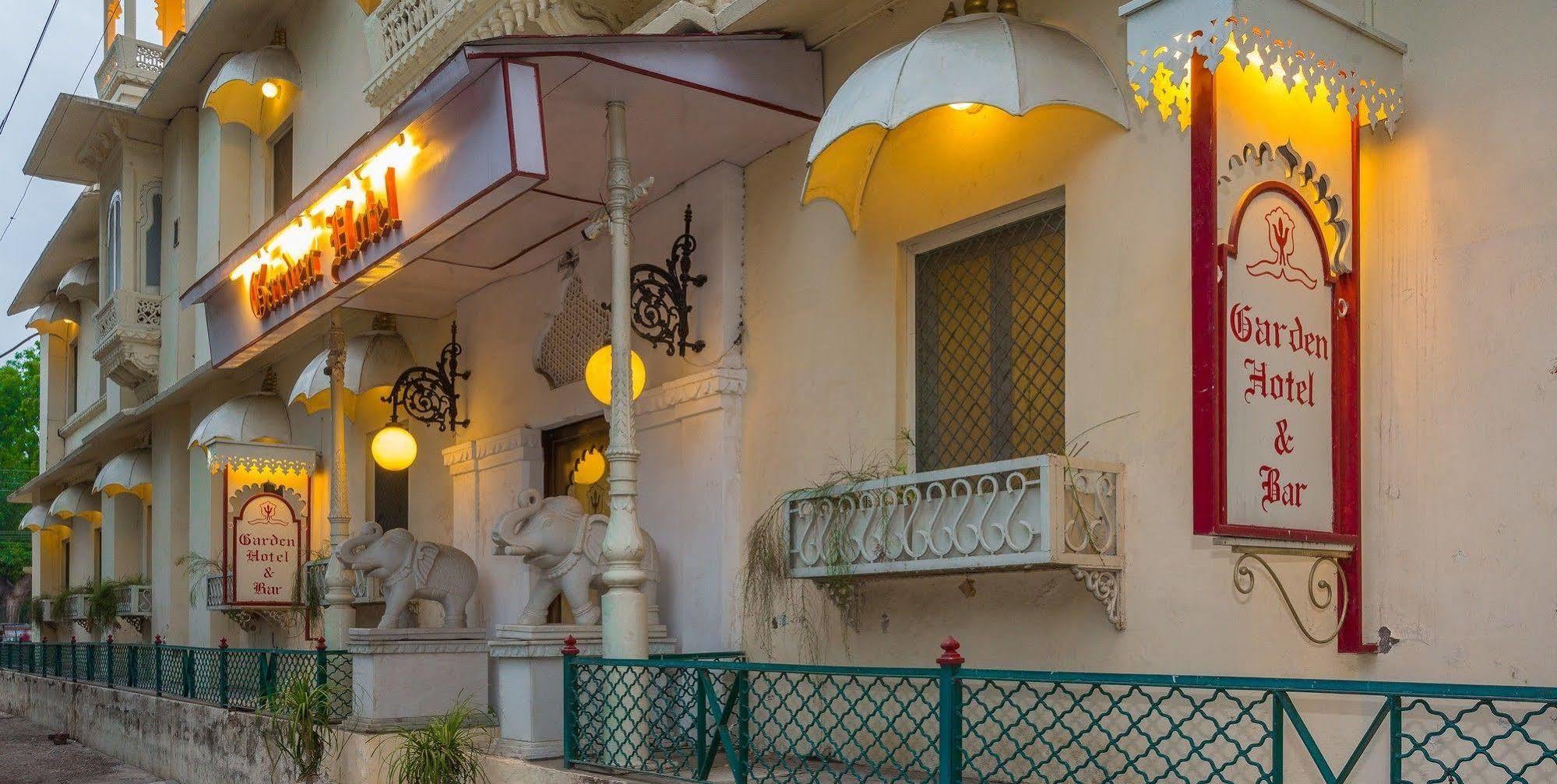 Garden Hotel - Heritage By Hrh Group Of Hotels Udaipur Bagian luar foto